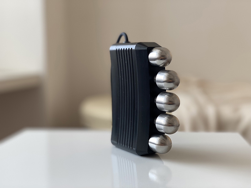 ブラックボーラー